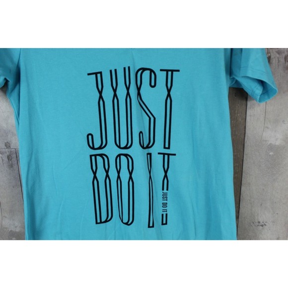 Nike Dri-Fit  Women's Athletic Cut Blue V-Neck Tee Medium "Just Do It" - Picture 4 of 10